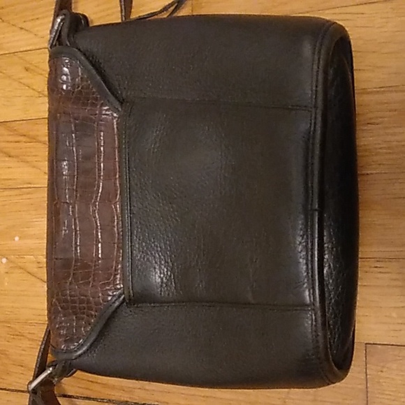 VTG Brighton Crossbody 9" x 8.5" x 3" Crocodile Embossed Black Brown - Picture 11 of 12